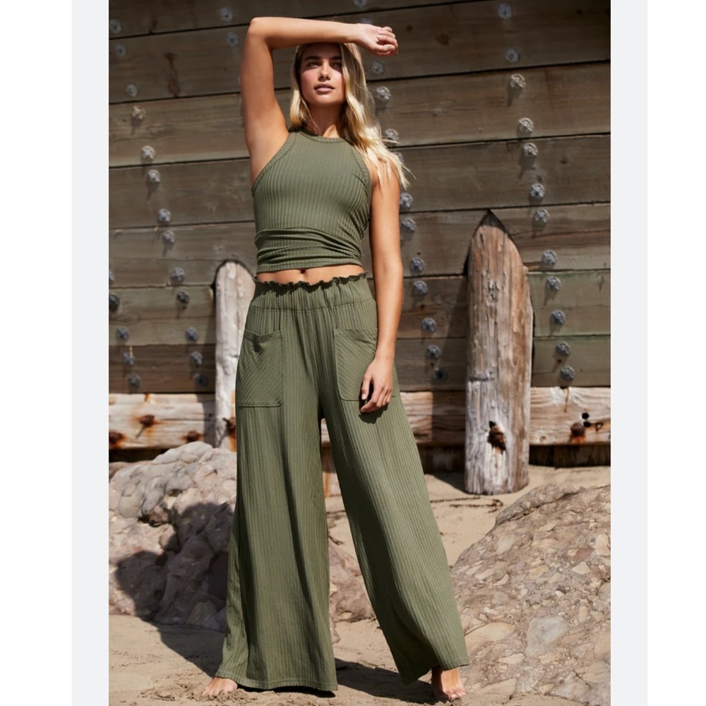 NWT Free People Olive Wide Leg Pants size Medium